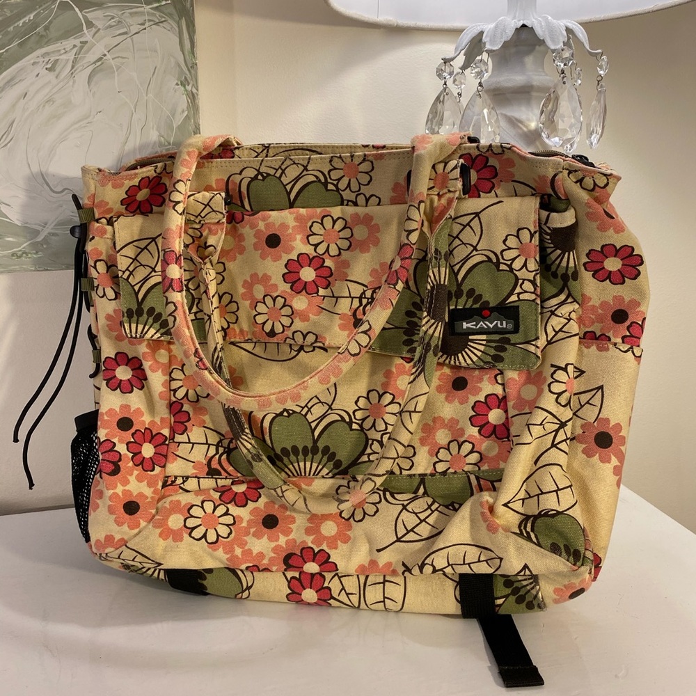 KAVU weekend bag floral